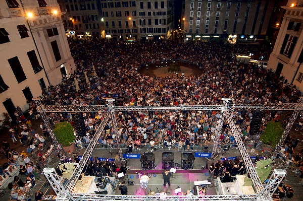 piazza Matteotti durante il concerto