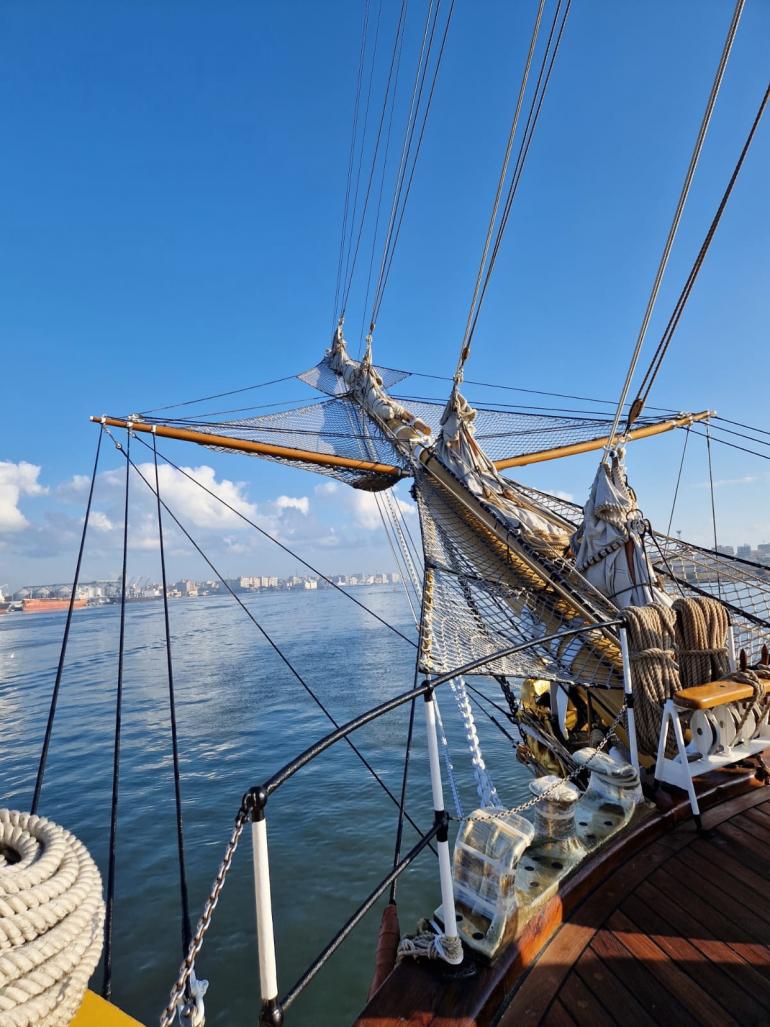 Nave Vespucci in uscita dal Canale di Suez Nave Vespucci in uscita dal Canale di Suez