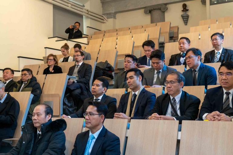 Delegazione giudici tailandesi La delegazione di giudici tailandesi in UniGe