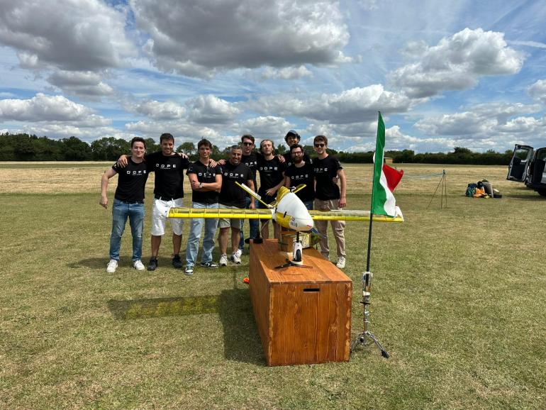Team UAS DOPE Aerospace by UniGe con il drone Acciuga Team UAS DOPE Aerospace by UniGe con il drone Acciuga