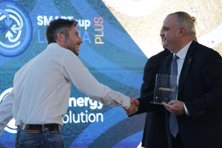 Premiazione Bluenergy Revolution vincitore SMARTcup Plus 2026