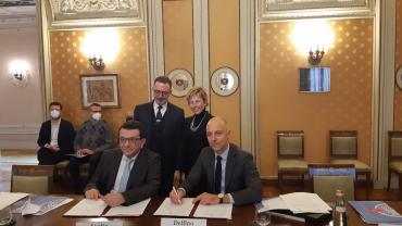 firma dell'accordo di collaborazione tra sistemi bibliotecari UniGe e UniPv