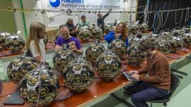 KM3NeT – due DU in fase di assemblaggio