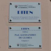intitolazione dell'edificio Alessandro De Gloria