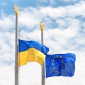 Bandiere Ucraina ed Europa